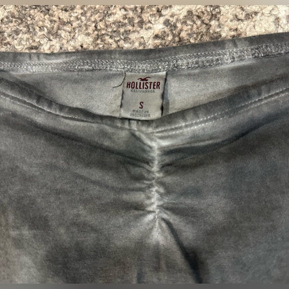 NWOT Hollister Off The Shoulder Long Sleeve - Picture 3 of 3